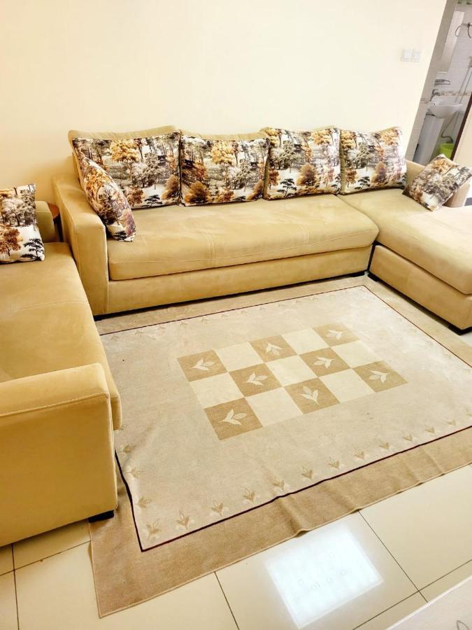 2 Bedroom Luxury Apartment In Kilimani Найроби Экстерьер фото